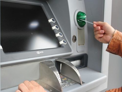 ATMで千円札を多めに引き出す方法